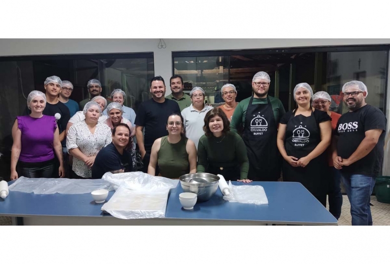 Curso de Salgados e Pizzas do Senai recebe  visita do premiado pizzaiolo Samuel em Fartura