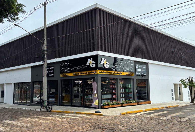AG Materiais Elétricos e Hidráulicos reinaugura loja em novo endereço com espaço mais amplo e moderno