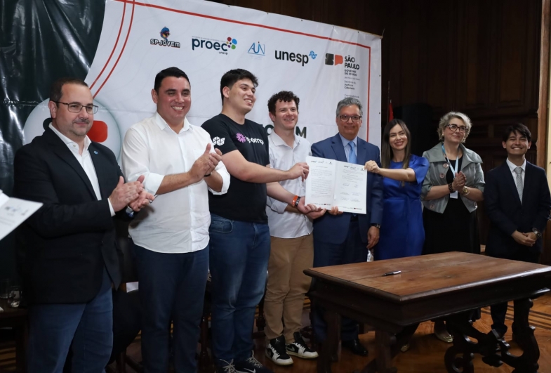 Projeto de IA contra evasão escolar coloca Avaré na final do SPJovem