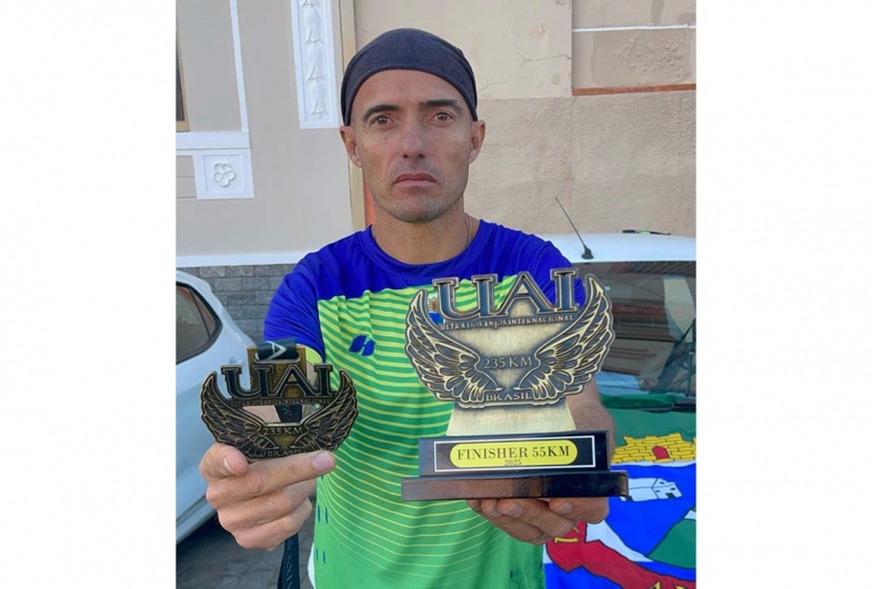 Atleta avareense comemora resultado obtida em maratona