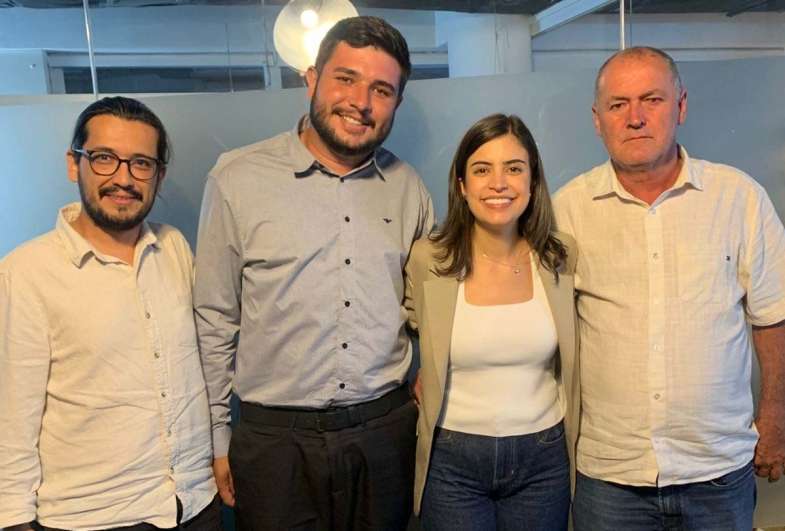 Vereadores de Fartura se reúnem com deputada Tabata Amaral em São Paulo