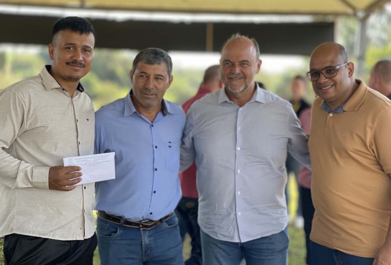 Juliano Damásio e João Buranello conquistam ambulância 0 KM para Fartura