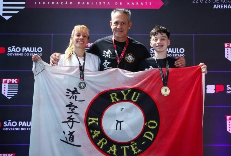 Atletas avareenses brilham no Torneio Elite de Karatê na capital paulista
