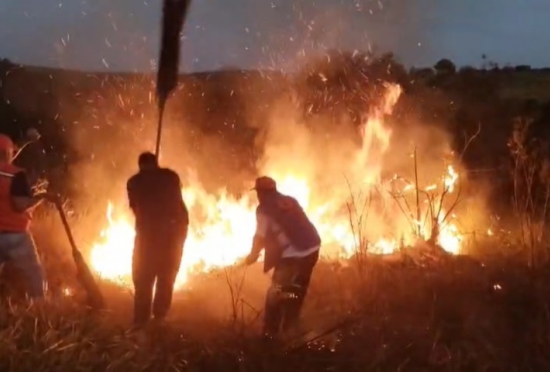 Fogo foi registrado na área rural de Avaré