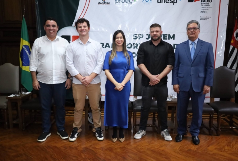 Os secretários Victor Paschoal e Tom Murbach durante anúncio em SP