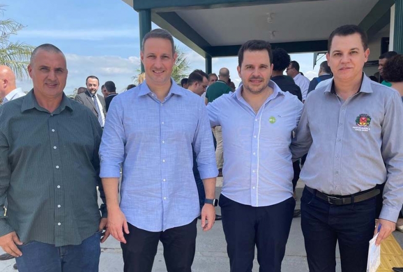 Vereador Clodoaldo Canjica, Capitão Derrite secretário de Estado da Segurança Pública, prefeito Diego do Nino e o coordenador da Defesa Civil Municipal Wilsinho Loureiro