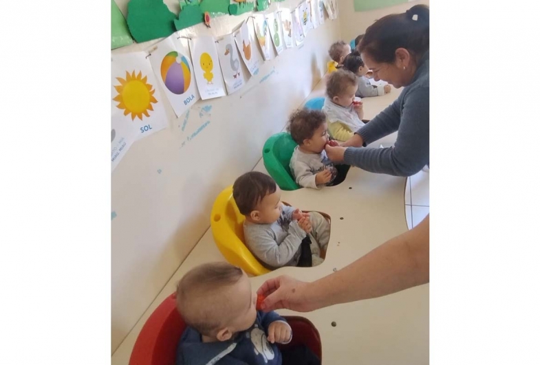 Frutas frescas fazem parte da rotina alimentar nas escolas de Fartura