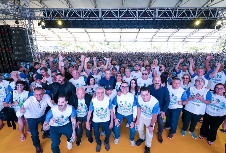 Sincomerciários de Avaré participa de grande celebração do 1º de Maio promovida pela Fecomerciários
