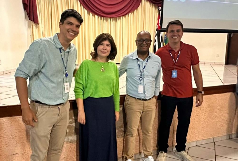 Leandro Lourenço, Elisângela Souza, Marcelino e Vinicius