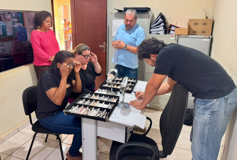 Projeto Boa Visão garante óculos a moradores de Timburi