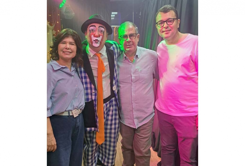 Espetáculo do Palhaço Tubinho encanta  público em Fartura