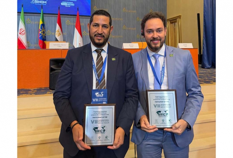 Prefeito Éder Miano, de Taquarituba, firma acordos  internacionais durante missão diplomática na Rússia