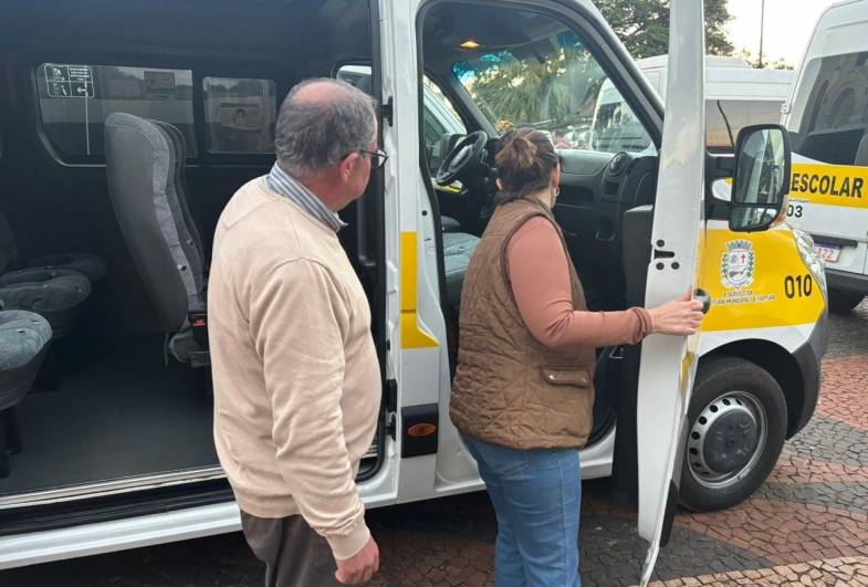 O prefeito destacou que o transporte atenderá tanto os alunos da rede municipal  quanto da rede estadual