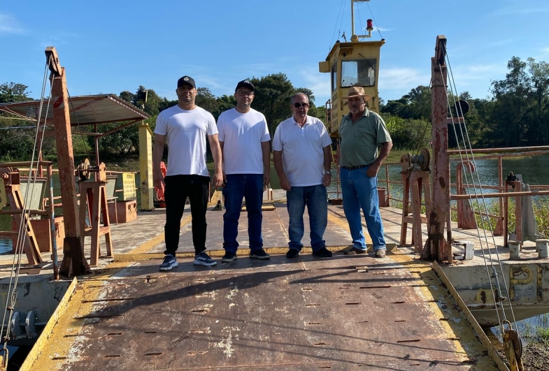 Prefeito de Fartura Marcão do Haras visita a balsa Fartura-Itaporanga