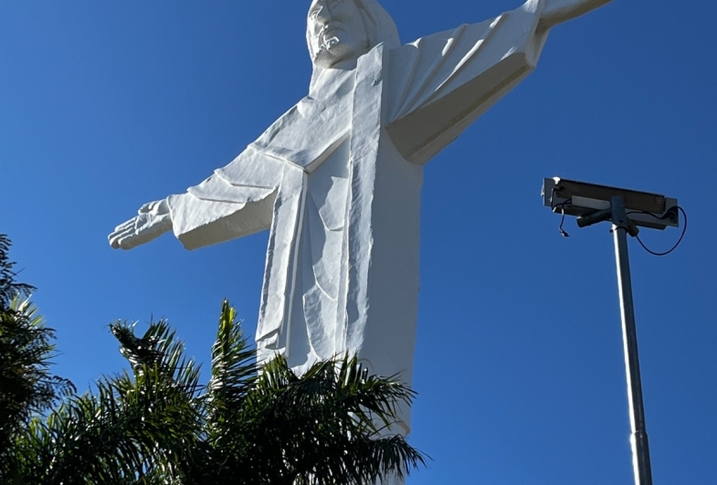 Prefeitura inicia restauração do Cristo Redentor em Avaré