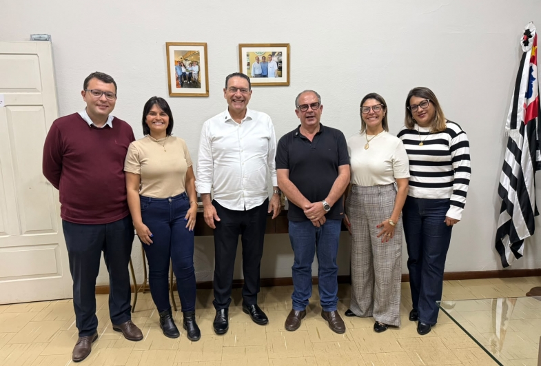 Deputado Vitor Lippi reforça parceria  com Fartura em visita ao município