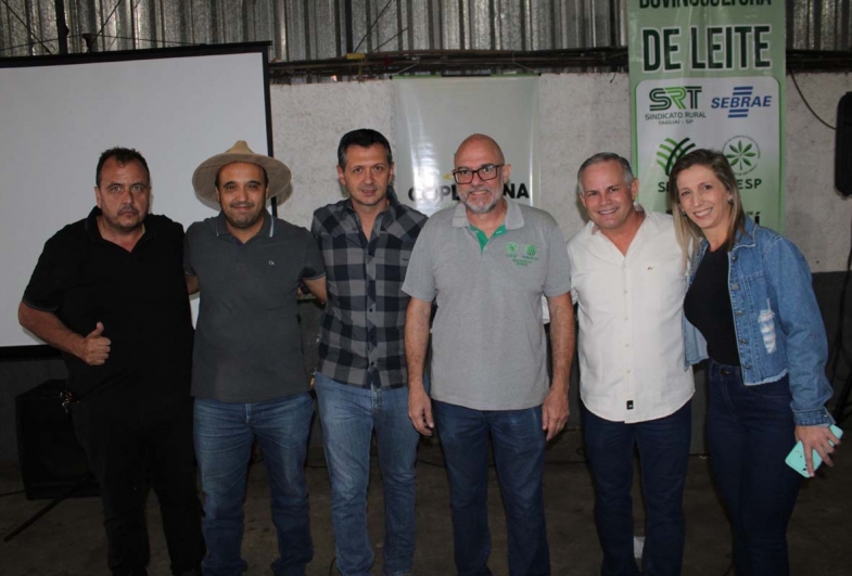 Dia de Campo de Bovinocultura de Leite é realizado em Taguaí