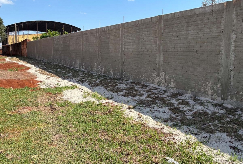 Muro após a obra ser realizada