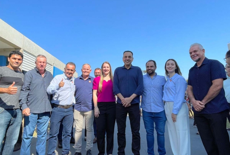 Lideranças municipais, estaduais e regionais presentes na solenidade em Chavantes