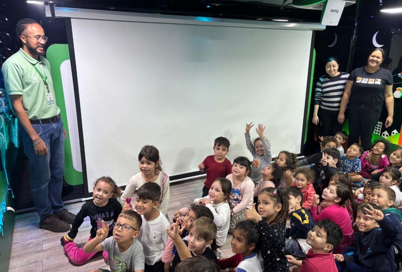 Fartura recebe projeto Neoenergia que ensina sobre uso seguro