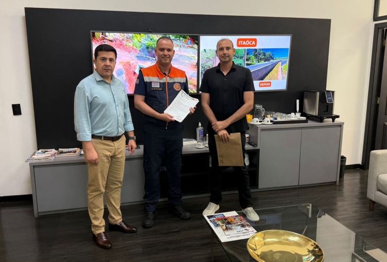 Prefeitura e Defesa Civil de Timburi protocolam relatório das queimadas em São Paulo