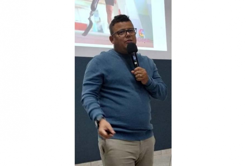 Prof. Me. José Roberto  Barboza Junior