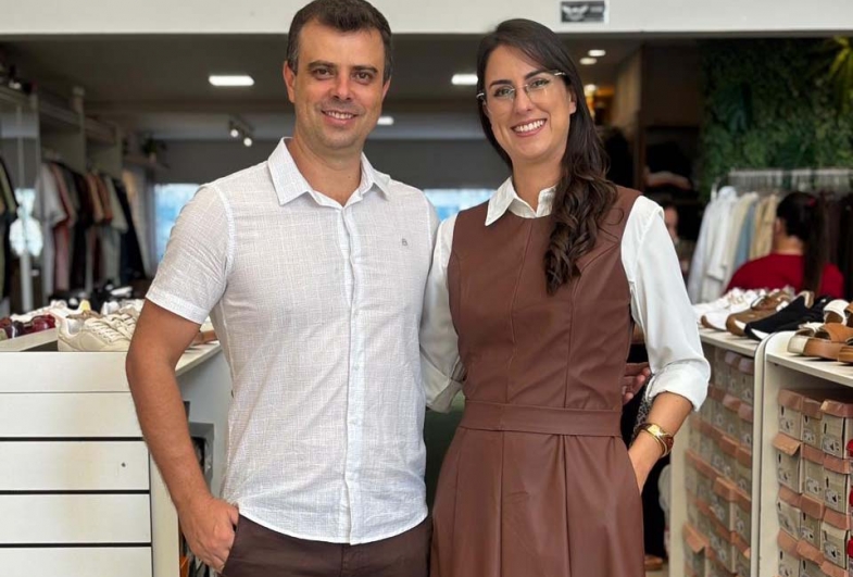 Os proprietários da Casual: Ronnie e Jemima