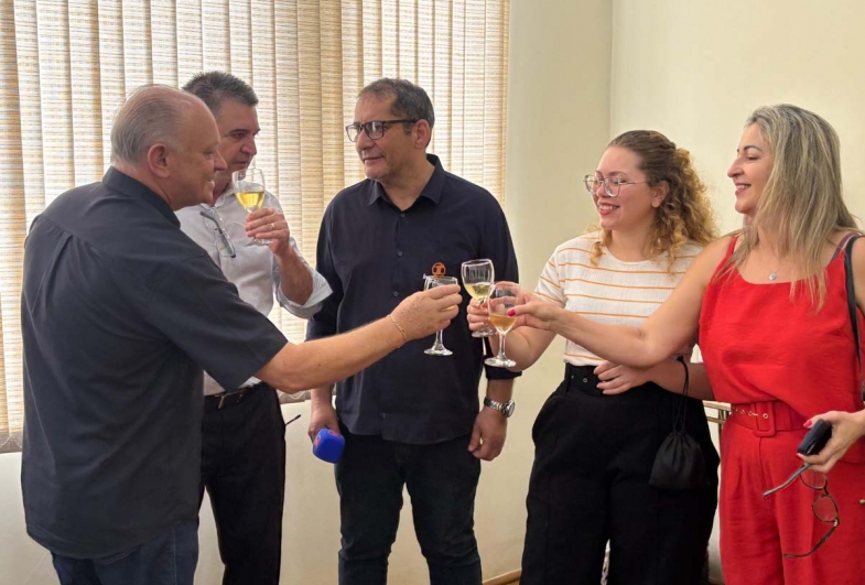 João, Luiz, Paulo Paradise, Isabela e Iraci