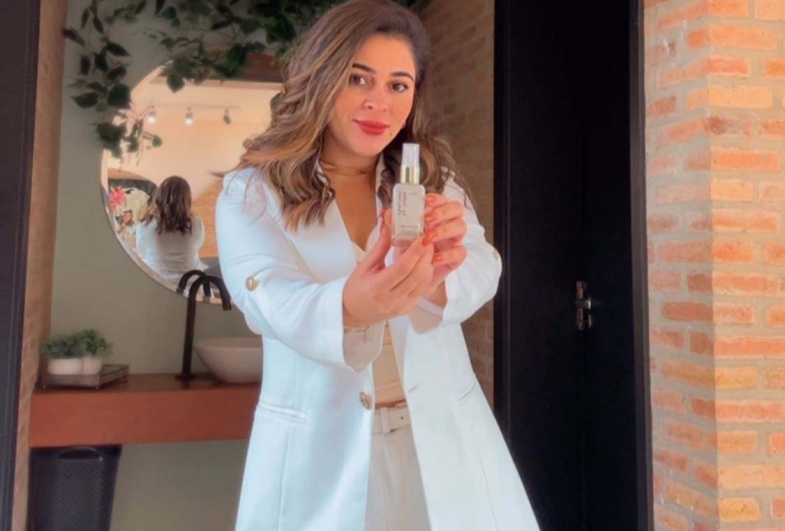 STUDIO MAÍSA PIOVESAN lança perfume para cabelos com fragrância marcante e proteção completa em Fartura