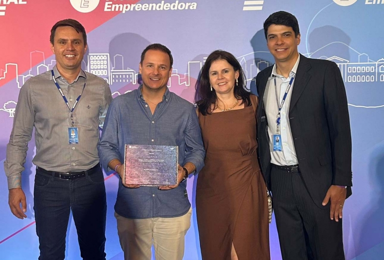 Consultor do Sebrae Vinicius Getco, secretario George Andrade, analista de negócios Simone Domingos e gerente regional do Sebrae Ourinhos Leandro Lourenço