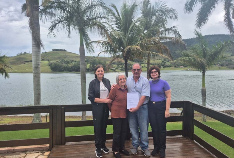 Flávia, Maria Inez, prefeito de Fartura Marcão do Haras e primeira-dama Elisangela Souza