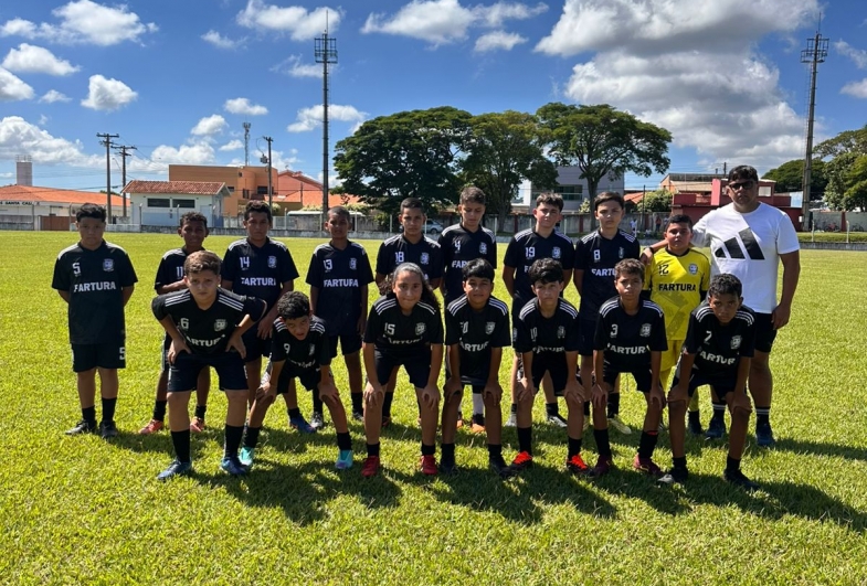 Fartura realiza amistosos com Carlópolis e incentiva a prática esportiva entre jovens