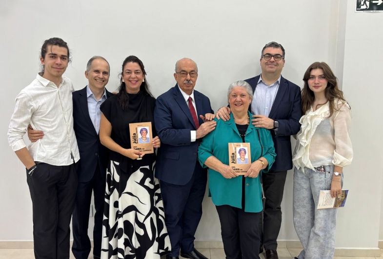 Lançamento da biografia de Júlia Mauá Pedry Almeida emociona convidados e celebra legado da primeira mulher a presidir uma Associação Comercial no Brasil