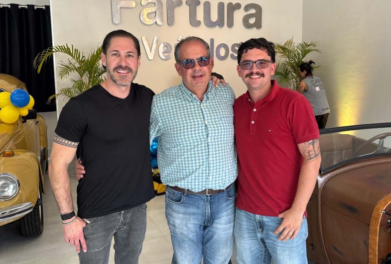 Candidato a deputado estadual Rodolfo Fanganiello,  Luiz Marcos e Daniel de Souza