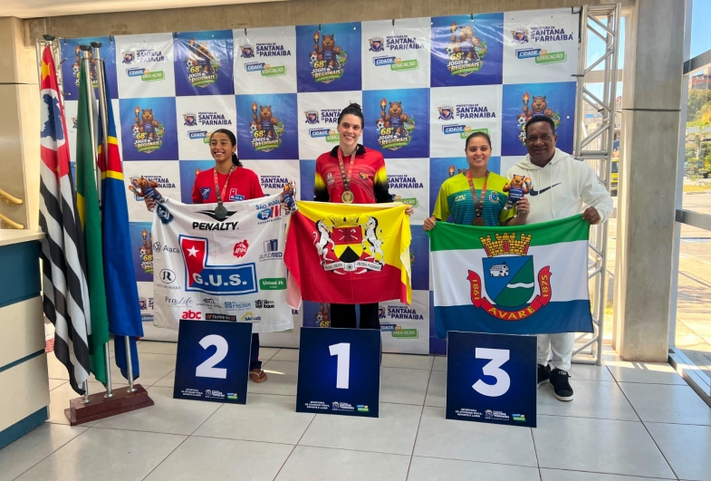 Amanda de Oliveira Estevam Scanferia também subiu ao pódio