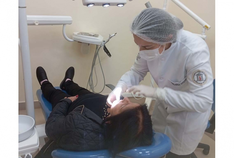 Atendimento odontológico para grupos  de condições crônicas HAS e DM
