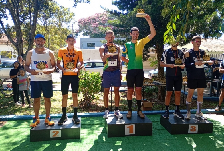 Avareenses na segunda colocação em Capão Bonito