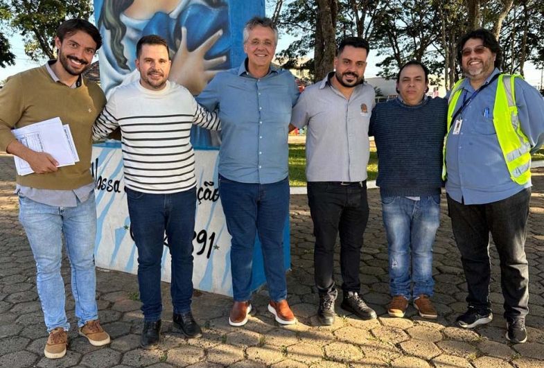 Hudson Trindade, prefeito Diego do Nino, Luciano  Oliveira, Kairo Dias Costa, André Cruz e Rafael Lima
