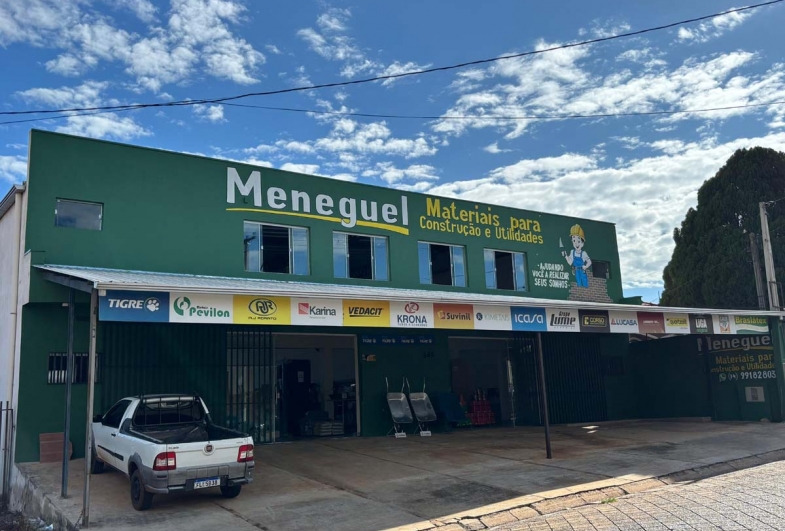 MENEGUEL MATERIAIS PARA CONSTRUÇÃO E UTILIDADES é inaugurada e reforça setor de acabamentos em Fartura e região