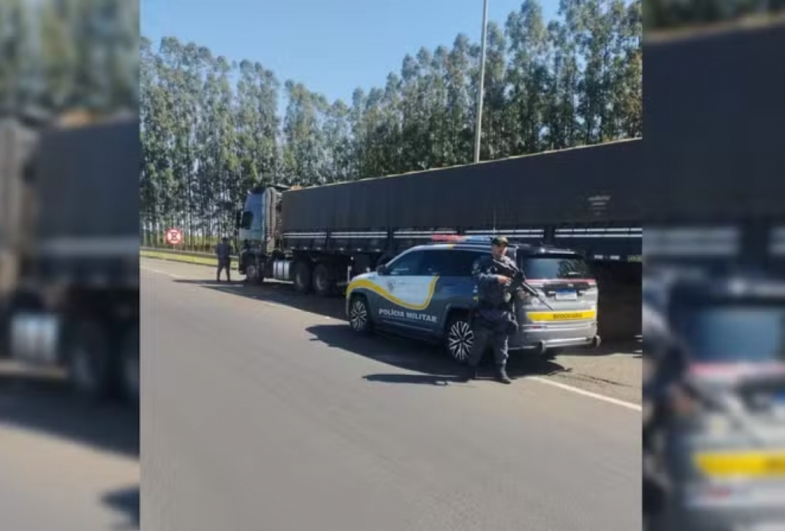 Caminhão roubado em sequestro é recuperado no interior de SP e três suspeitos são presos