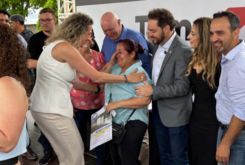Taquarituba recebe sorteio de 253 casas populares da CDHU