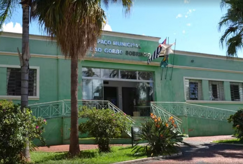 Prefeitura de Fartura abre concurso público com salários de até R$ 9,7 mil