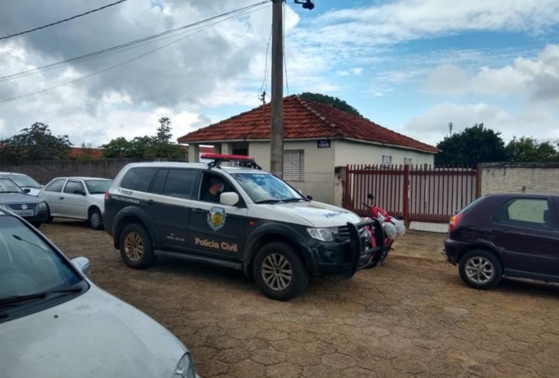Polícia Civil resgata cão deixado sozinho em residência em Avaré