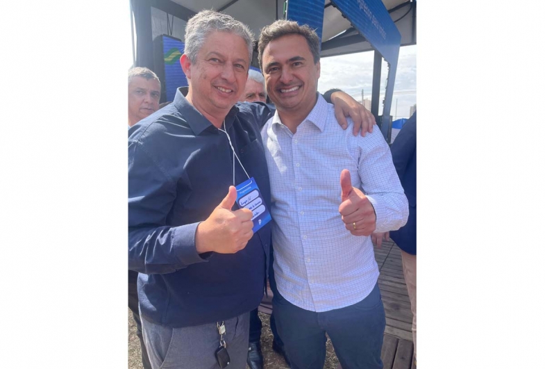 Presidente da Câmara de Taquarituba Sérgio Sá Piranha e deputado federal Maurício Neves