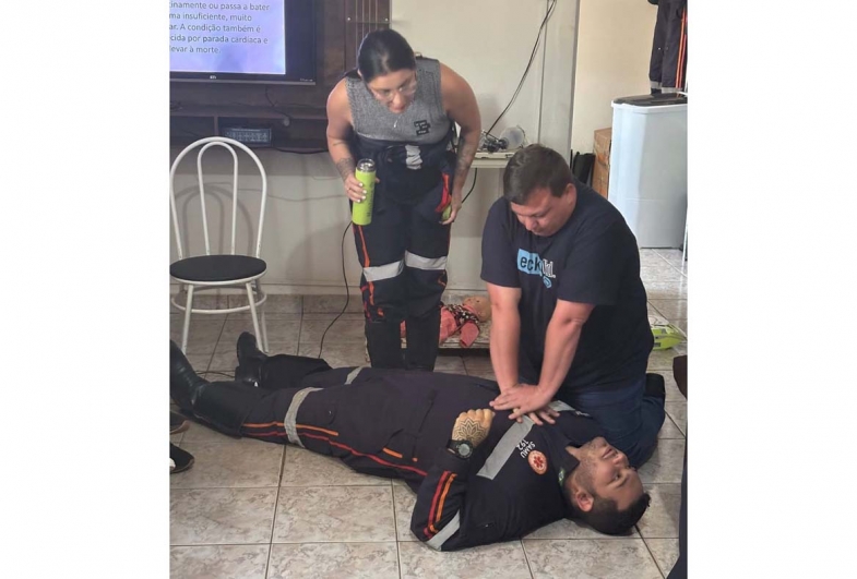 Os agentes também receberam orientações  sobre primeiros socorros