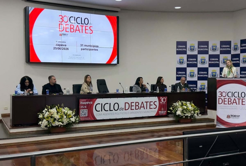 Prefeito Cristiano Amorim e equipe participam do  30º Ciclo de Debates do Tribunal de Contas em Itapeva