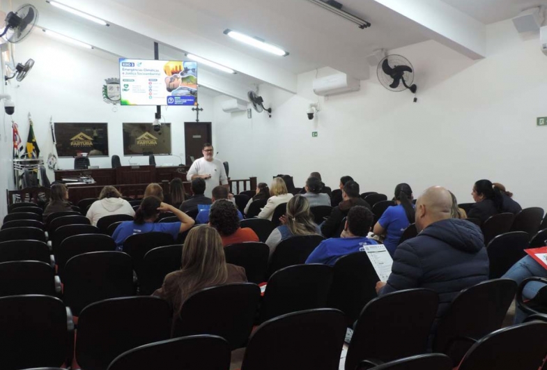 Plenária Municipal contou com a participação de profissionais,  gestores, representantes e membros da comunidade
