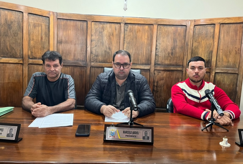 10ª Sessão Extraordinária  aprova três projetos em Timburi