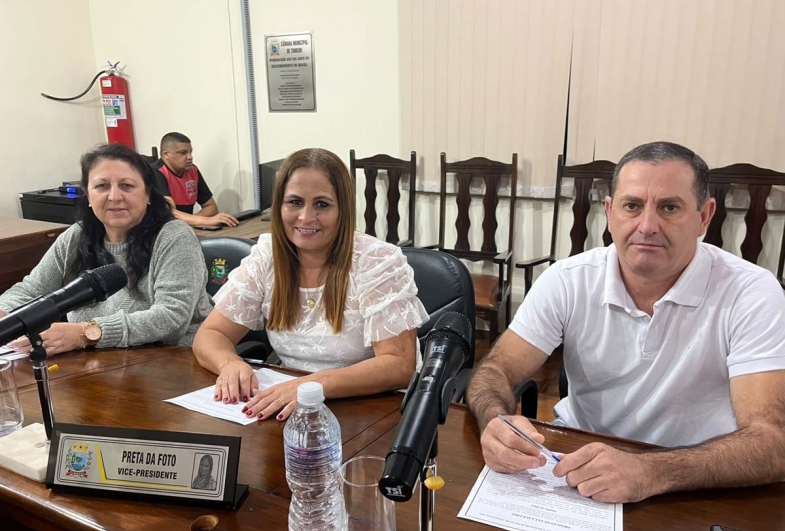 Vereadoras Leila Naldi, Preta e  vereador Rivael Leme dos Santos