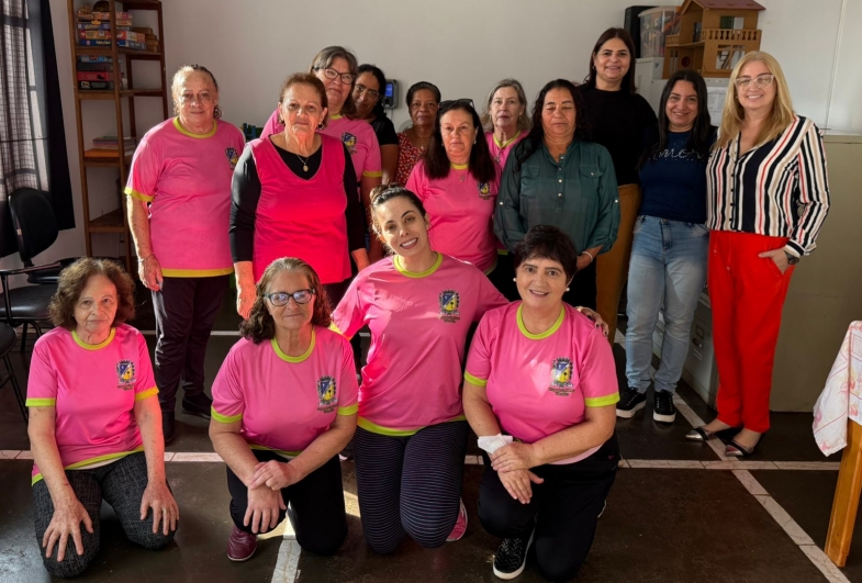 Cras e Departamento da Saúde realizam café da manhã em homenagem ao Dia das Mães em Sarutaiá